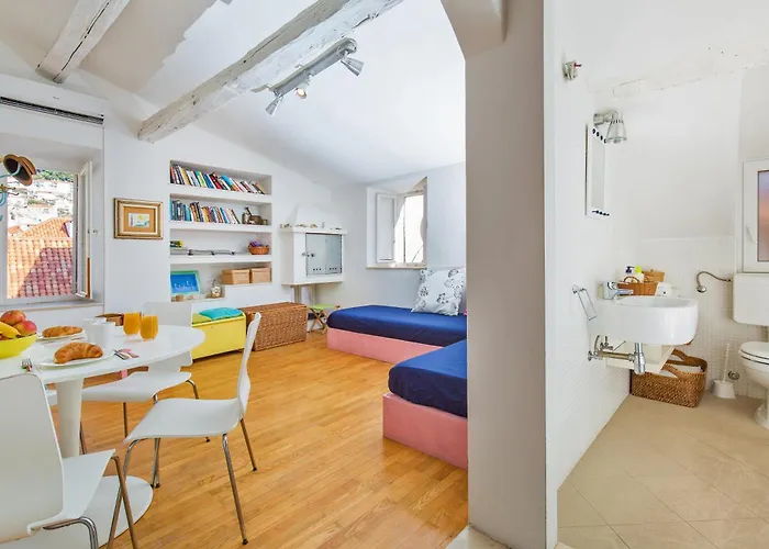 Apartamento Arty In The Heart Of By Irundo